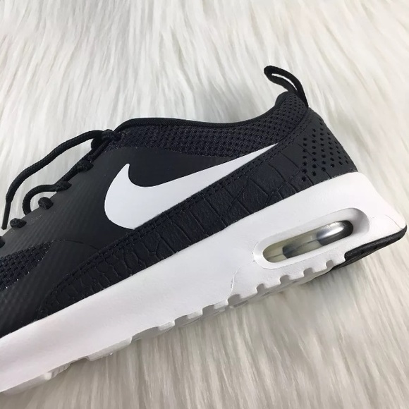 Women's Nike Air Max Thea Black + White Sneakers - Picture 6 of 8